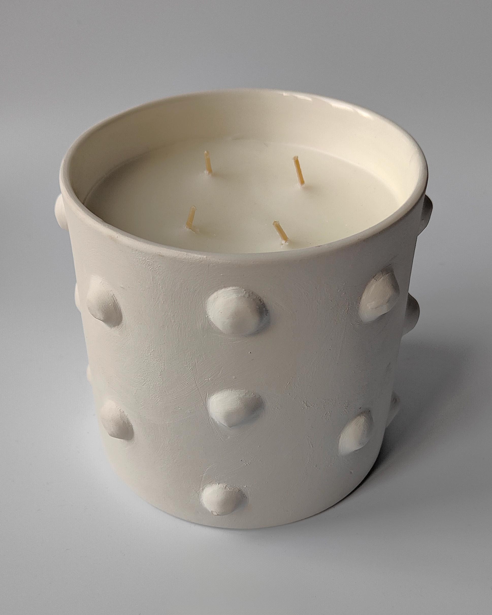 Handmade White Amber Scented Candle - Large | Anboise