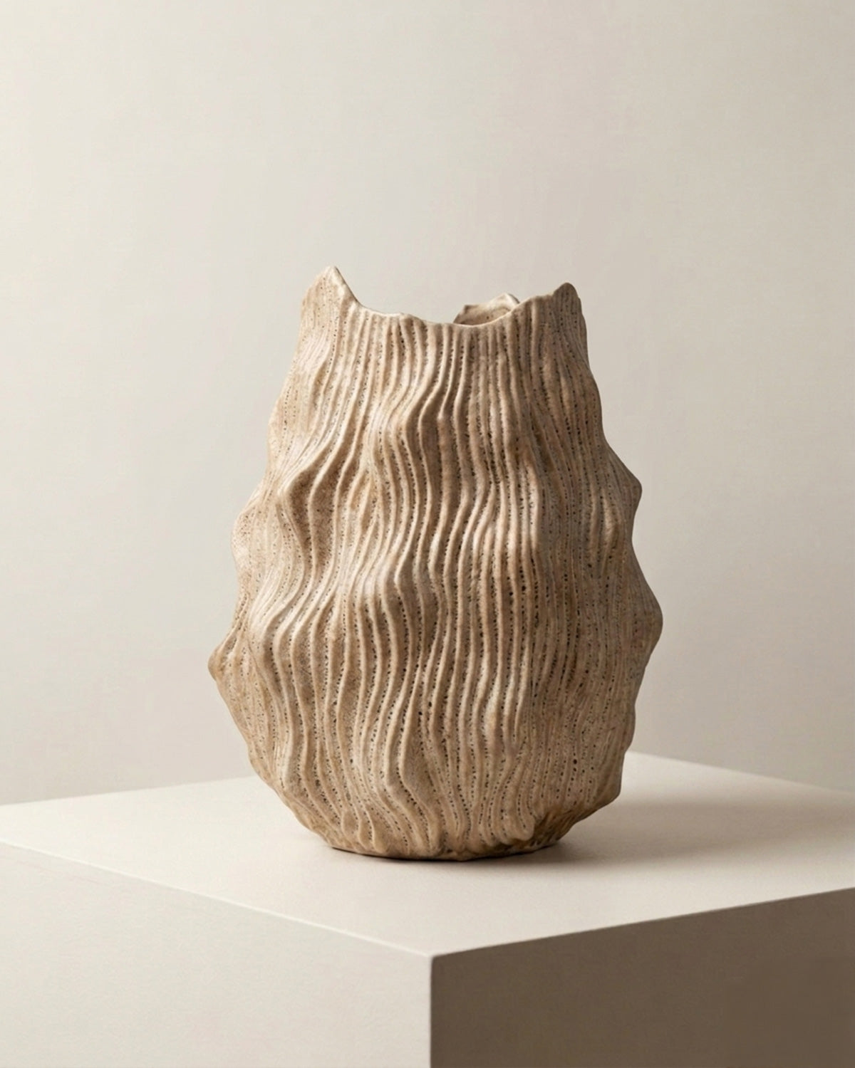 Fernanda ceramic decorative vase with sculptural organic form – Anboise