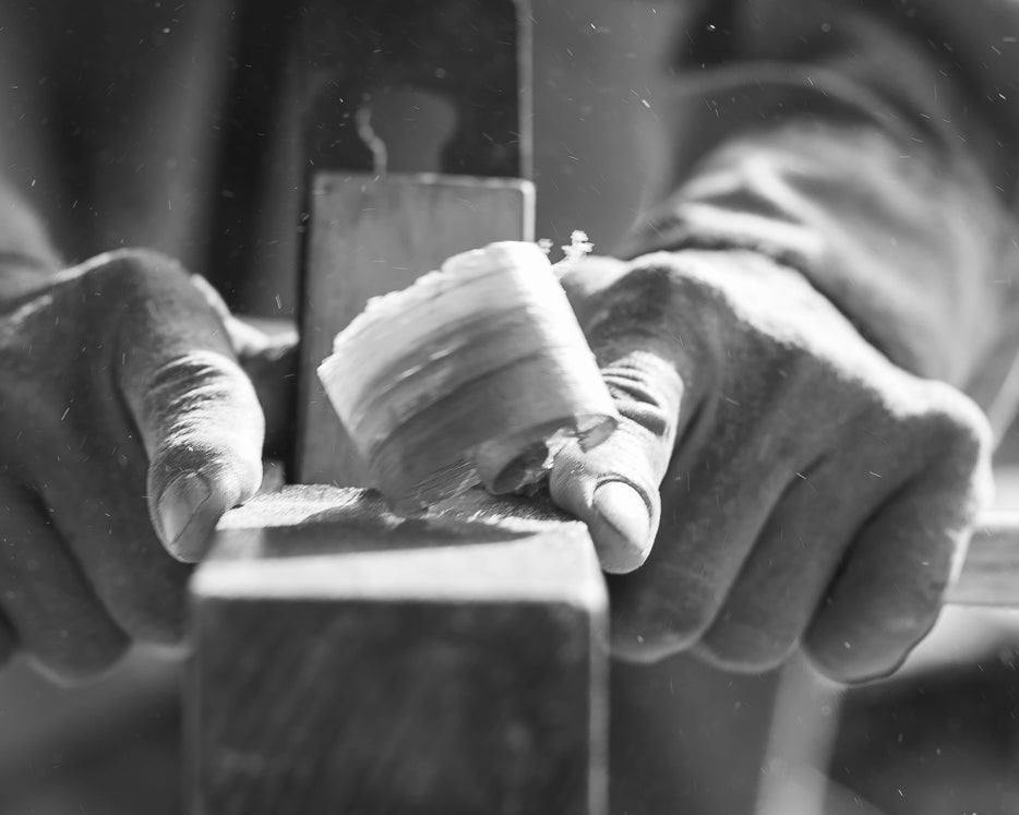 The luxury Cesena sofa is handmade in the UK | Anboise