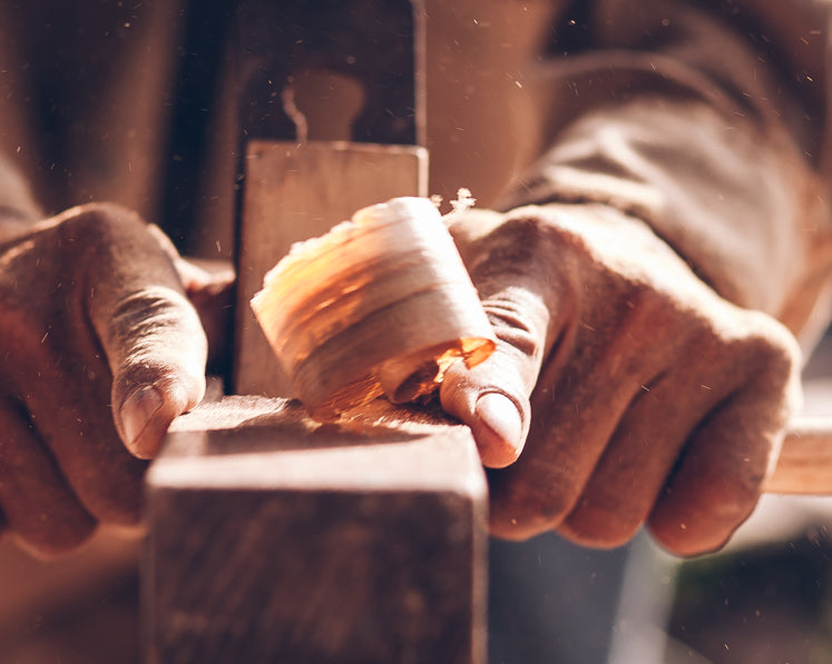 The luxury Pontine Ottoman is handmade in the UK | Anboise