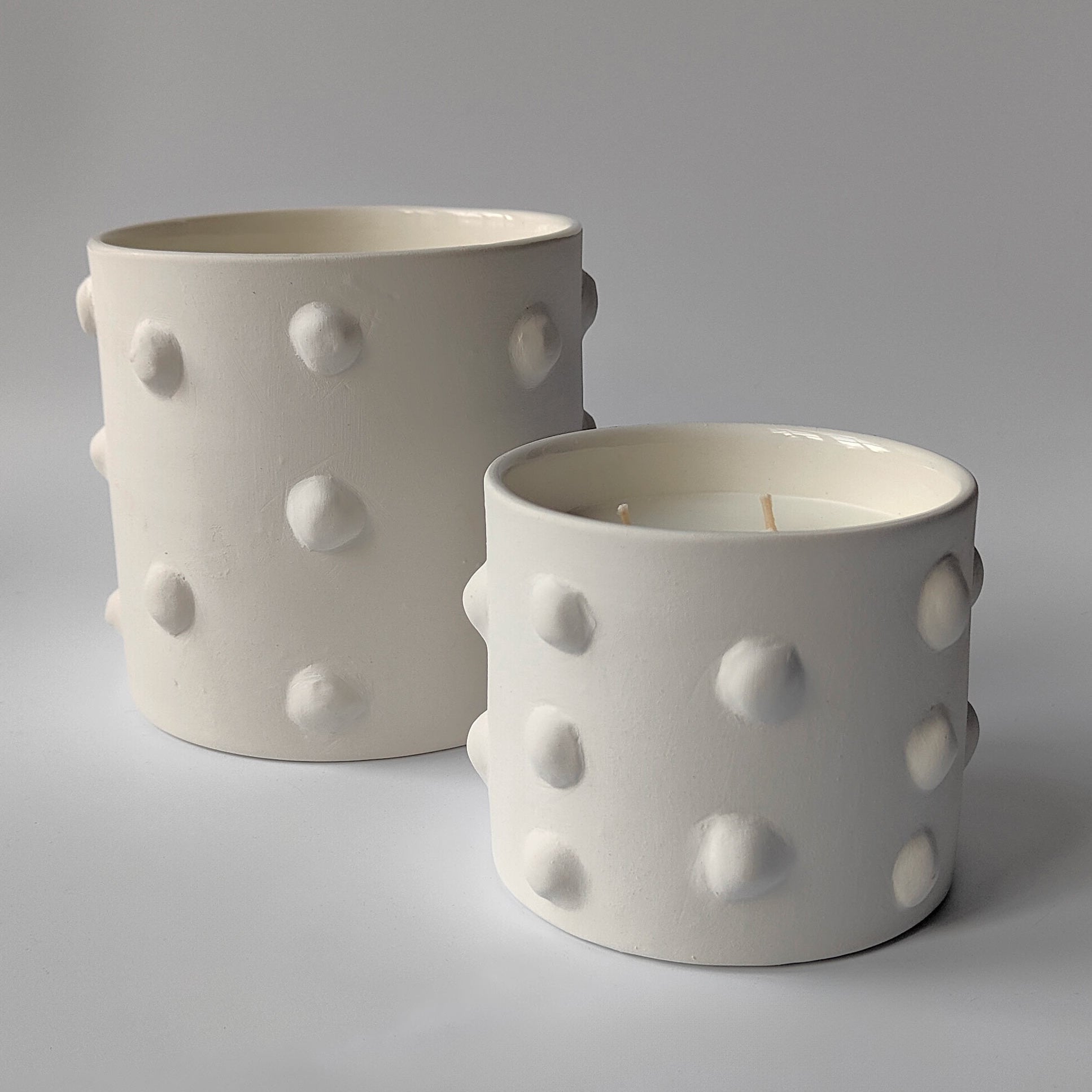 Handmade White Amber Scented Candle - Medium | Anboise