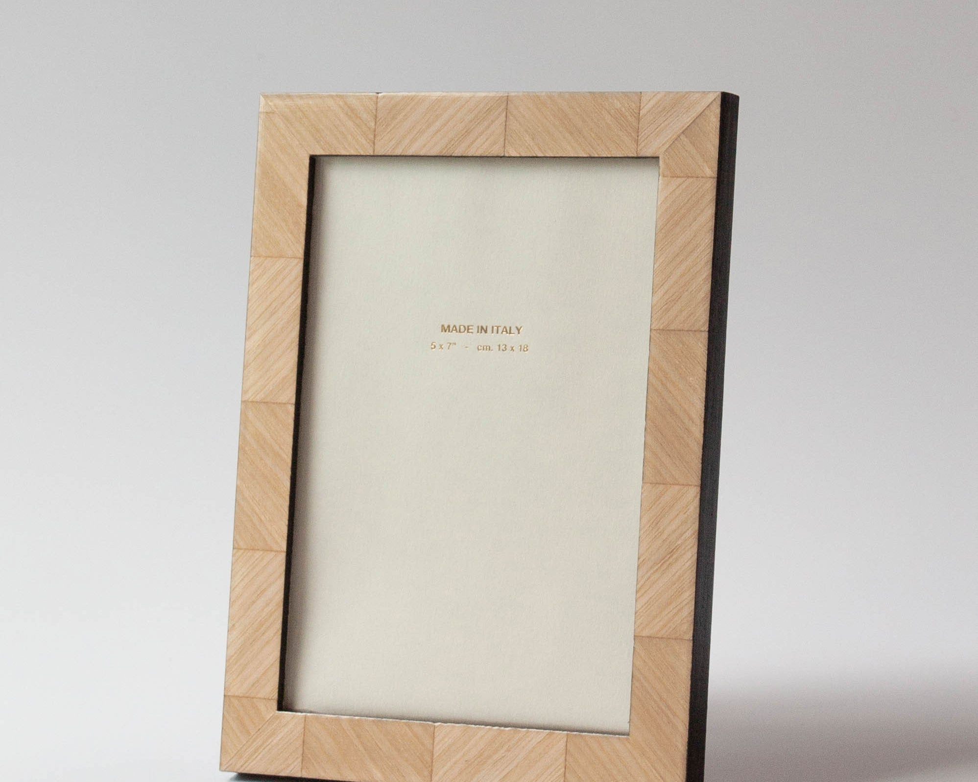 Luxury lacquered oak marquetry photo frame handmade for Anboise in Italy 5 x 7