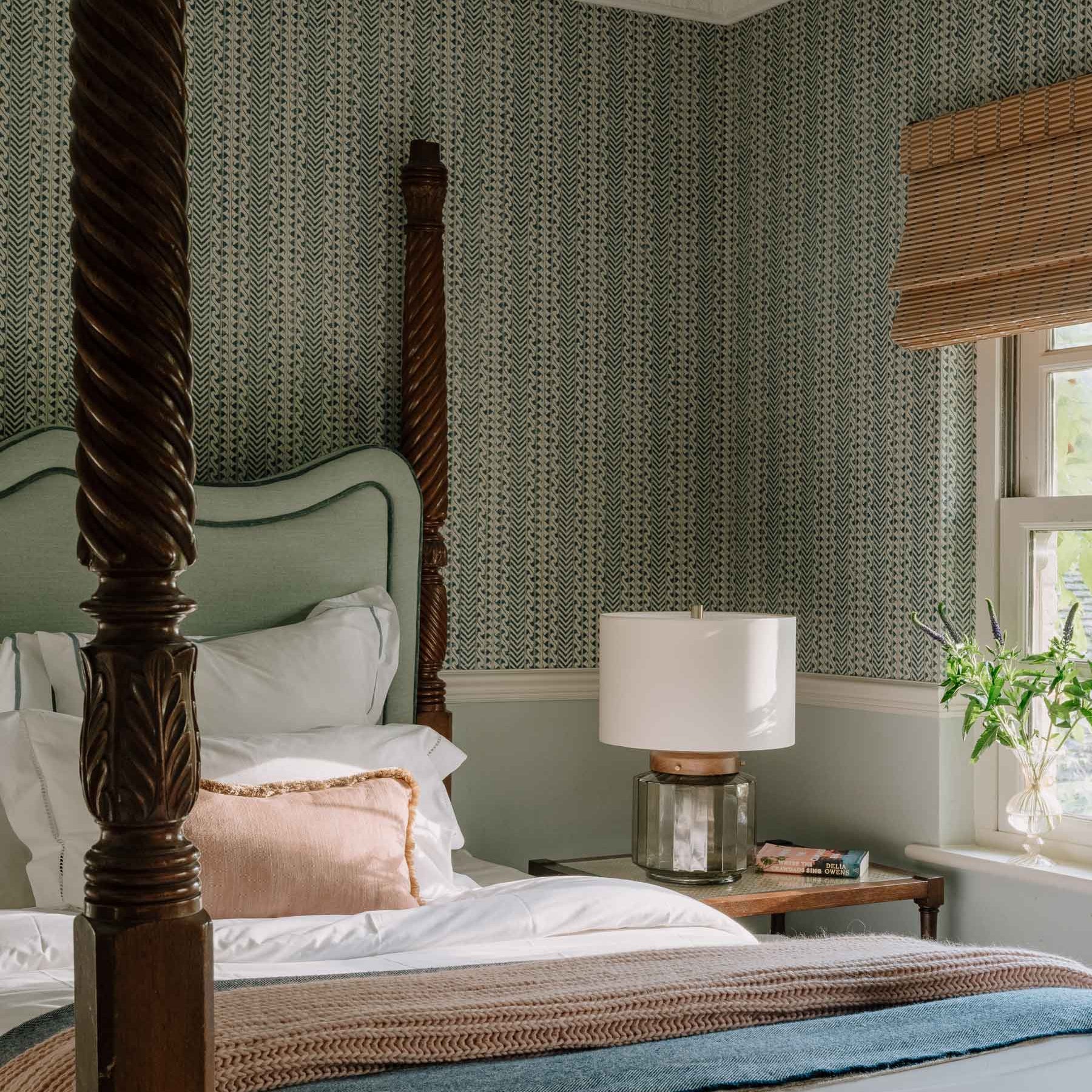 Woven for Anbôise in France, luxury pink alpaca and wool cable knit throw | Anboise