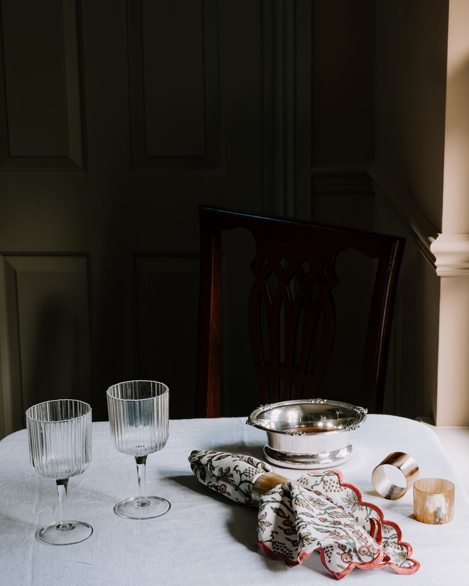 Rylie Handmade Block Printed Coral Scalloped Napkin - Set of 4 | Anboise