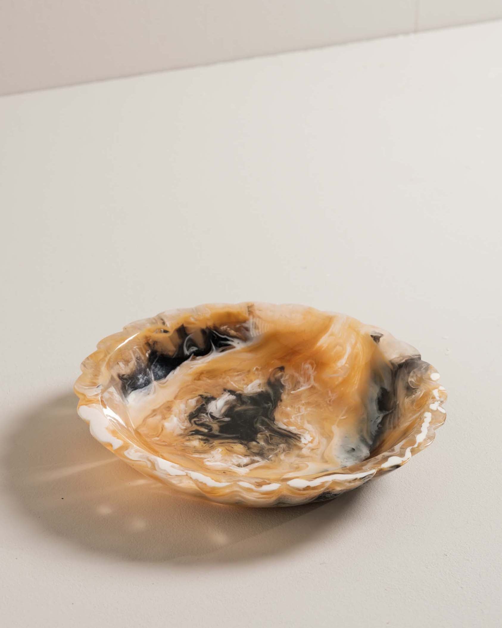 Amber scalloped resin decorative bowl with warm translucent tones – Anboise