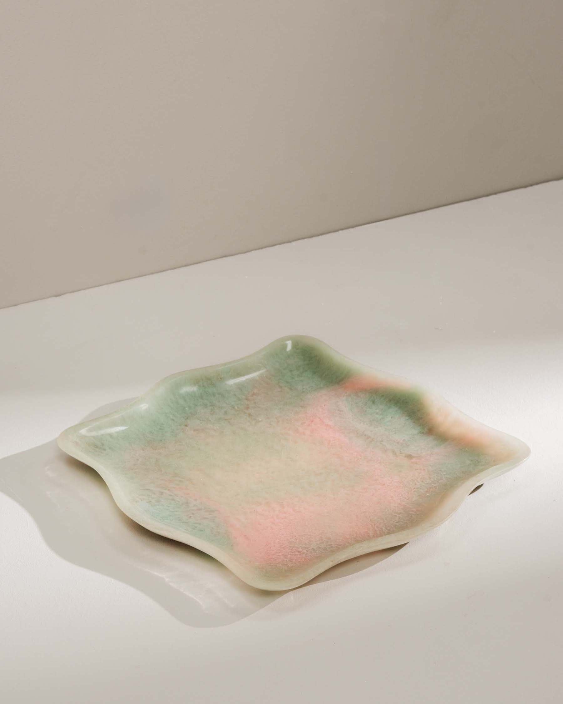Erin green resin tray with delicate pink accents – Anboise