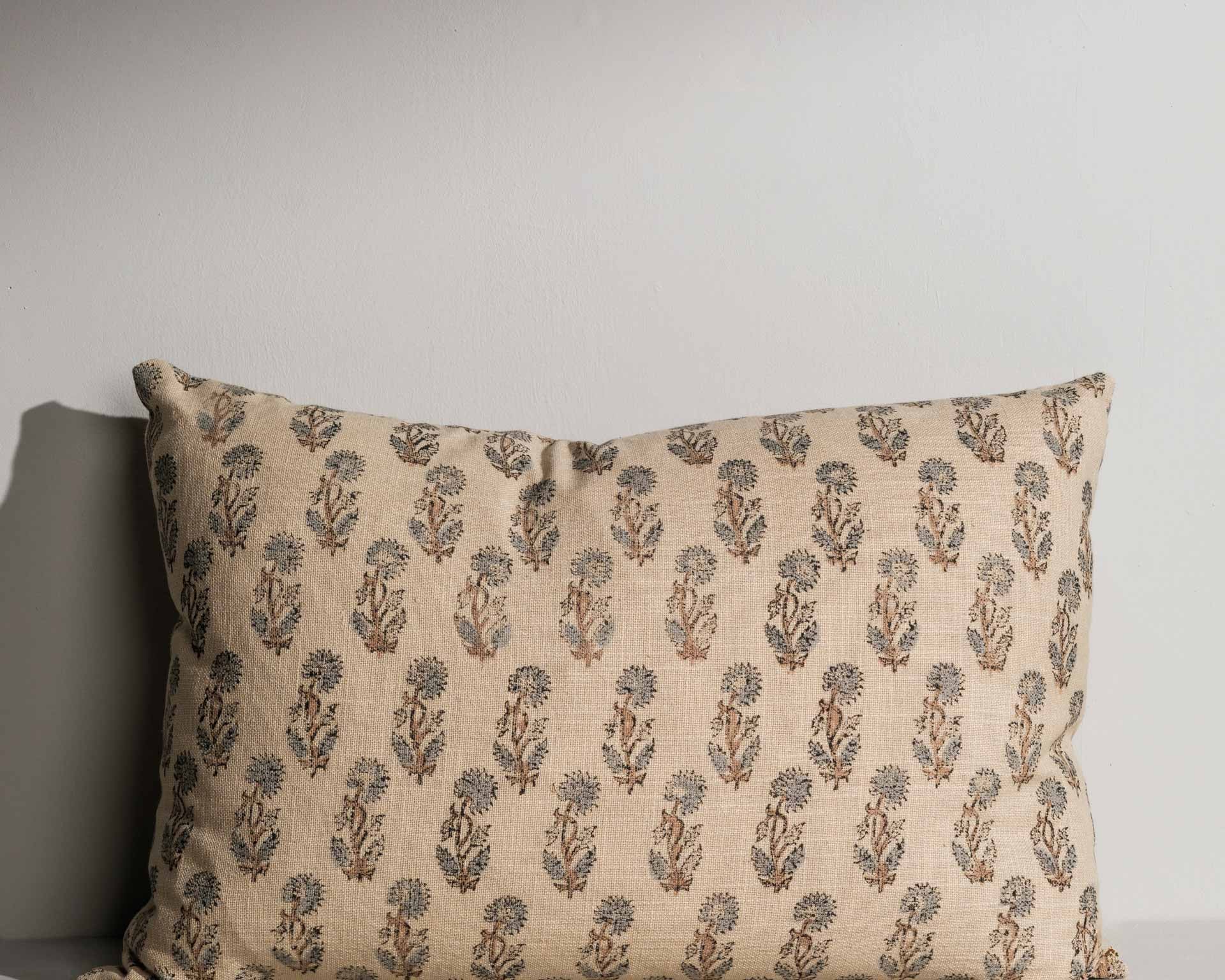 Lorelei hand block printed rectangular cushion – Jaipur craftsmanship - Anboise