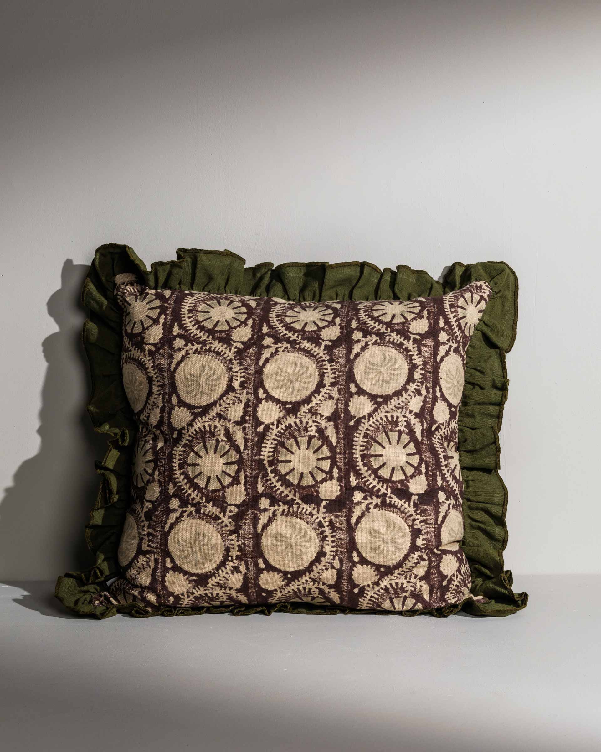 Sarai double‑sided hand block printed square cushion with frilled edge – Anboise