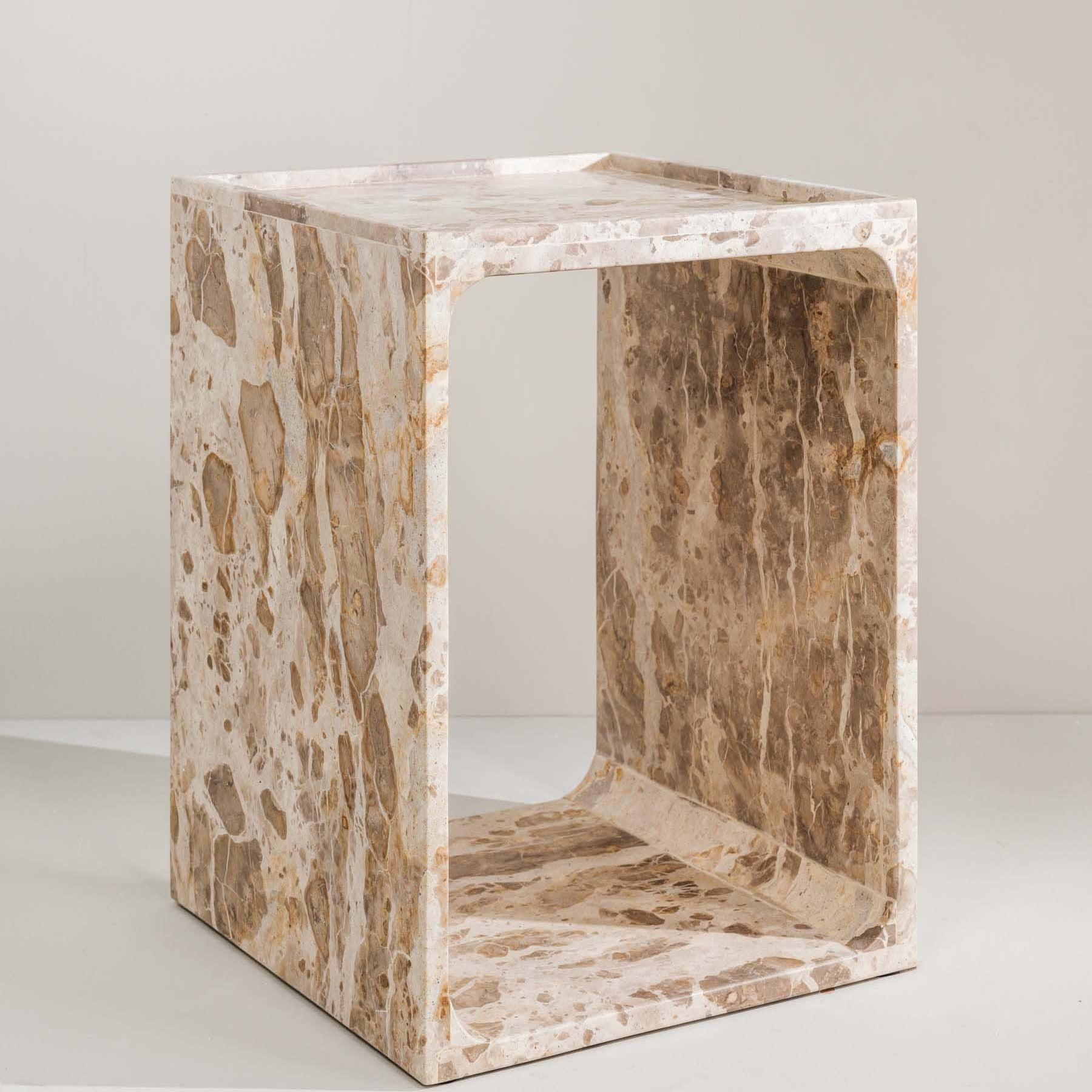 Fernanda square side table crafted from beige Desert Storm marble – Anboise