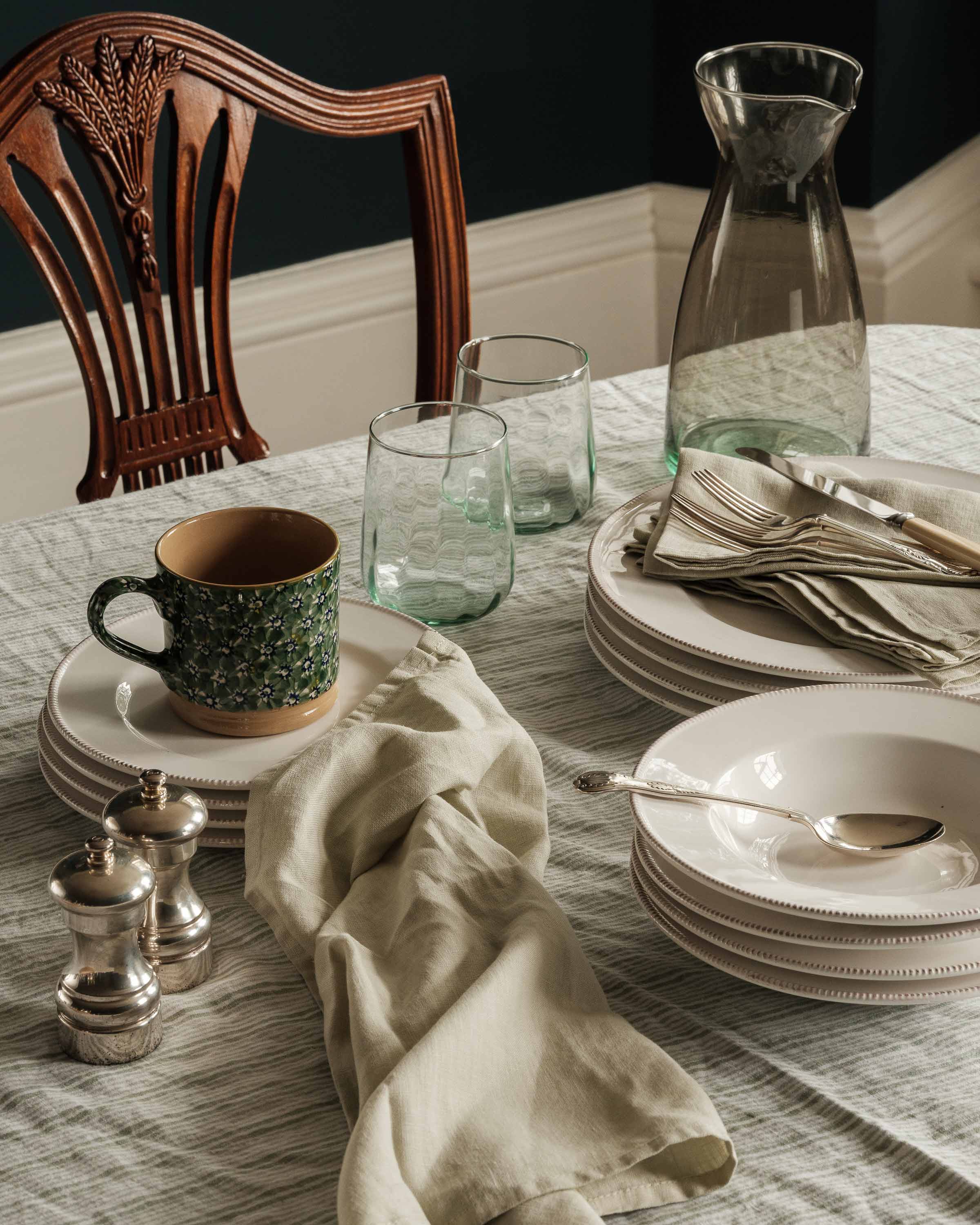 Ada Sage Green Linen Napkin Set - Set of 4 | Anboise