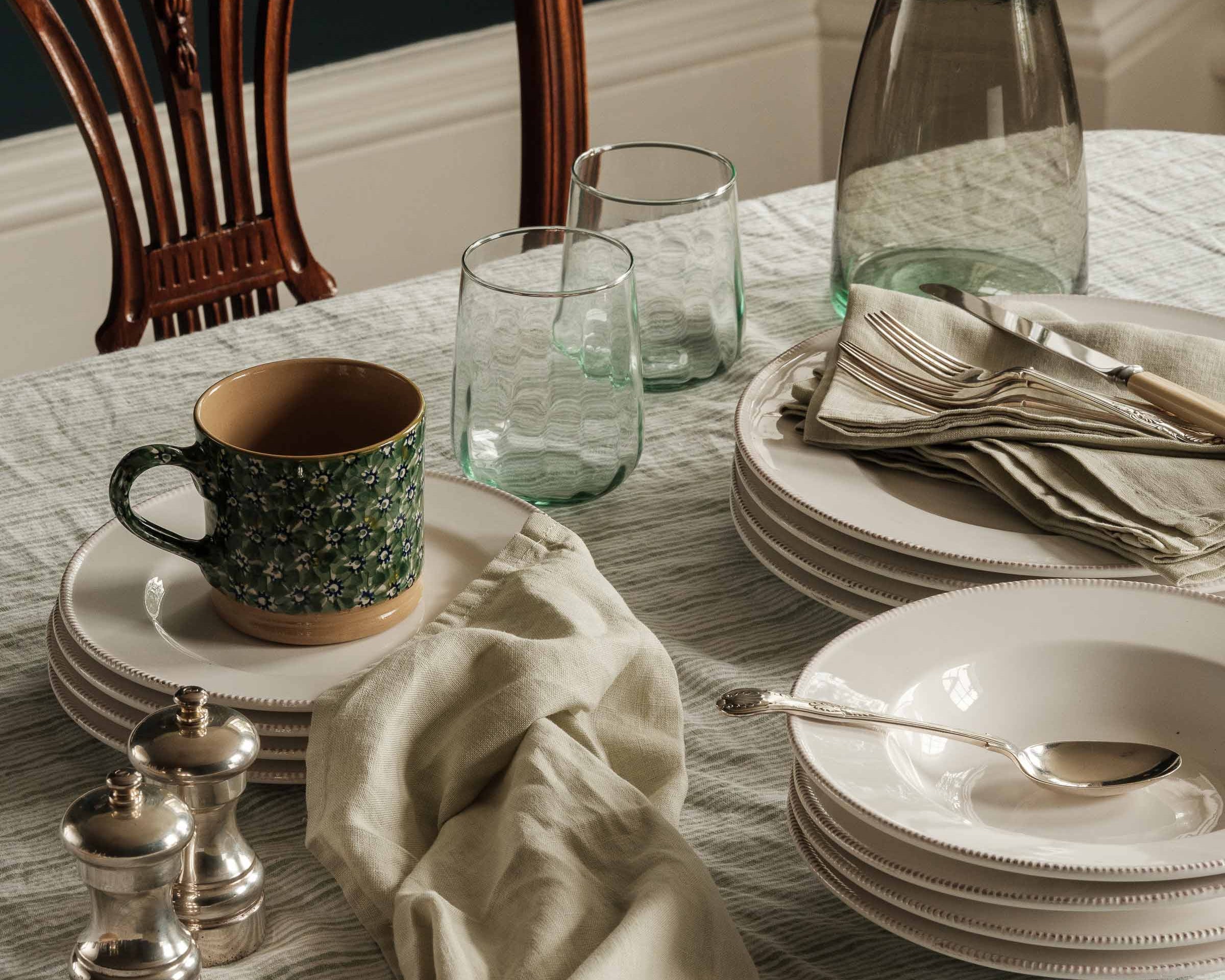 Ada Sage Green Linen Napkin Set - Set of 4 | Anboise