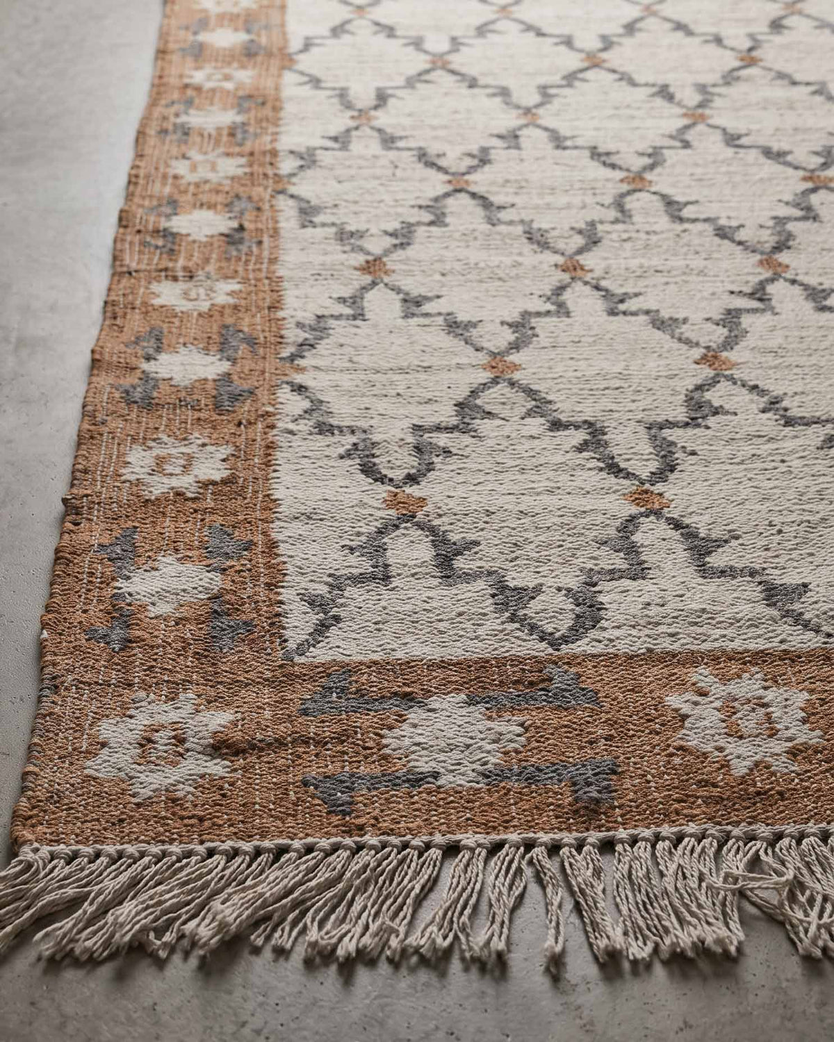 Erica handwoven jute rug 2m × 3m with natural textural weave | Anboise