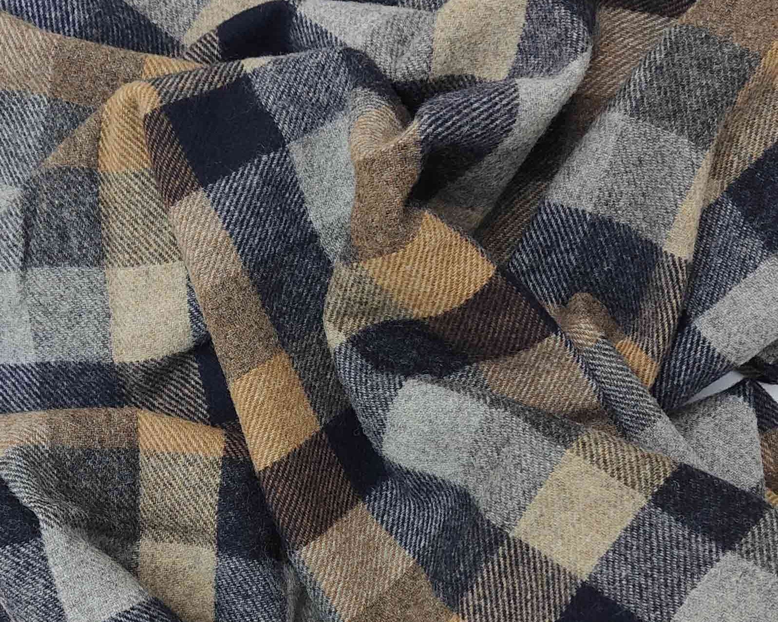 Oakley Navy Grey & Camel Check Wool Throw | Anboise