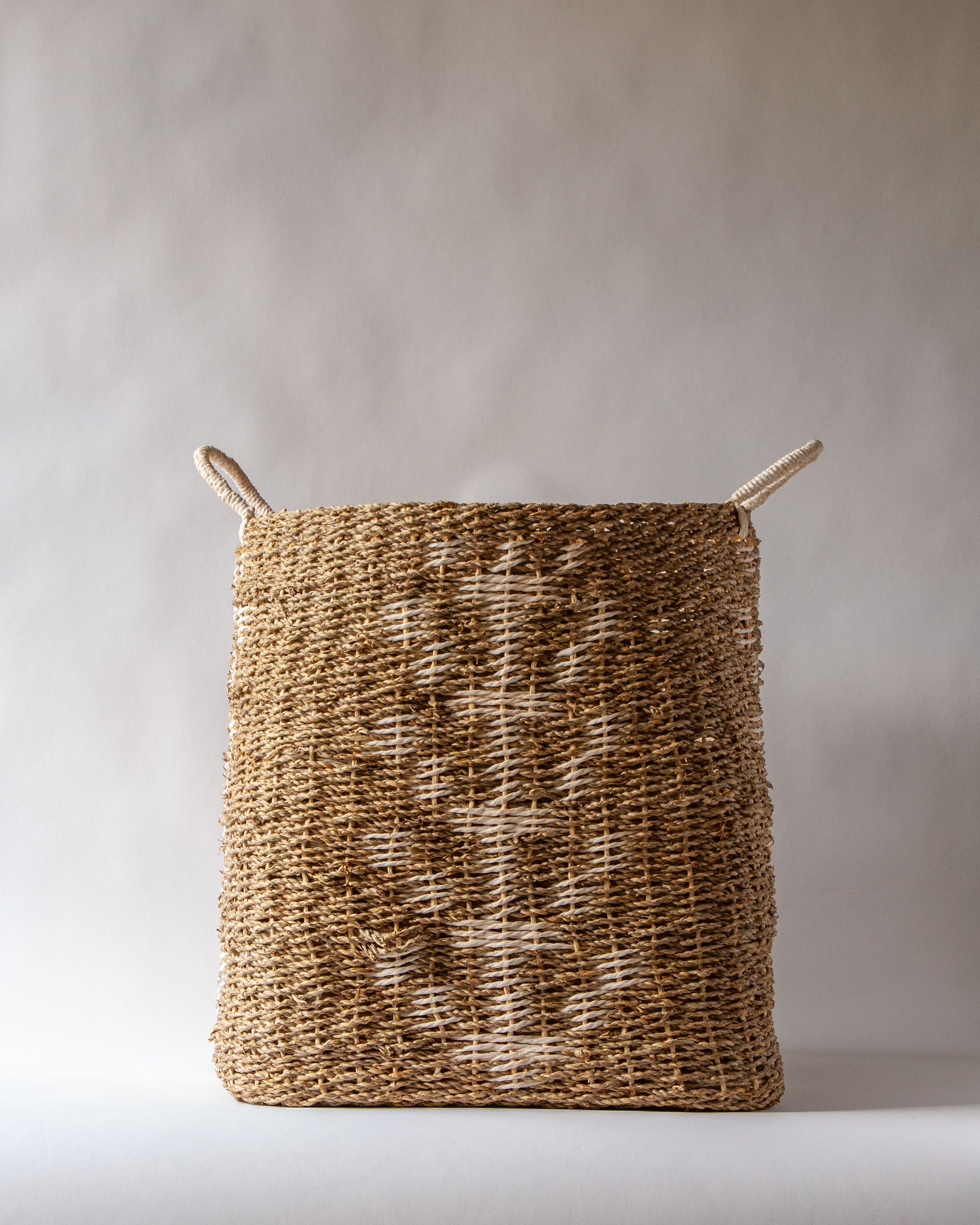 Brooklyn Medium Seagrass Basket