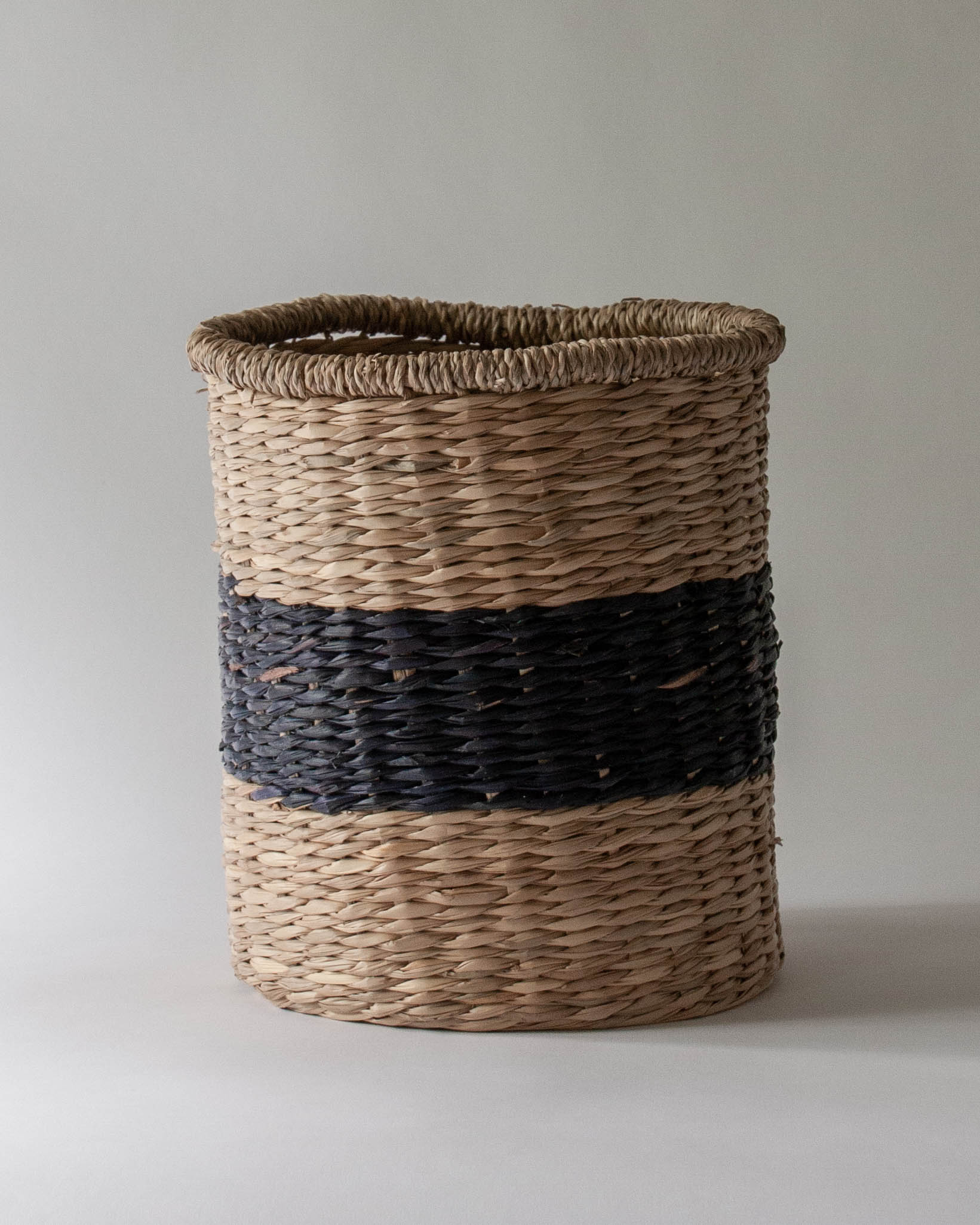 Magnolia Waste Paper Basket / Planter