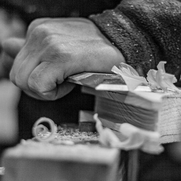 The timeless luxury Clos Luce Sofa is handmade in the UK | Anboise