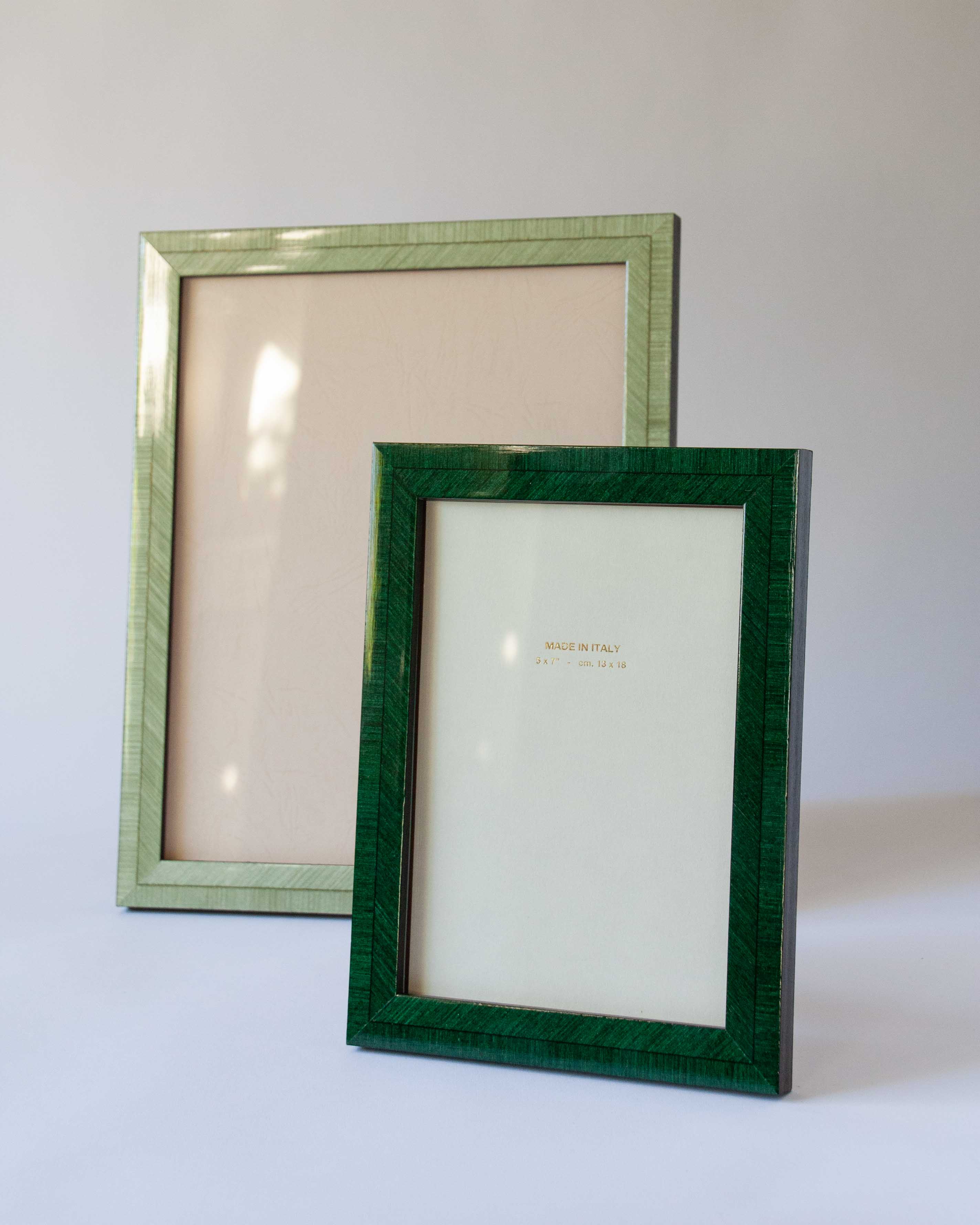 Amora Handmade Green Lacquered Marquetry Photo Frame | Anboise