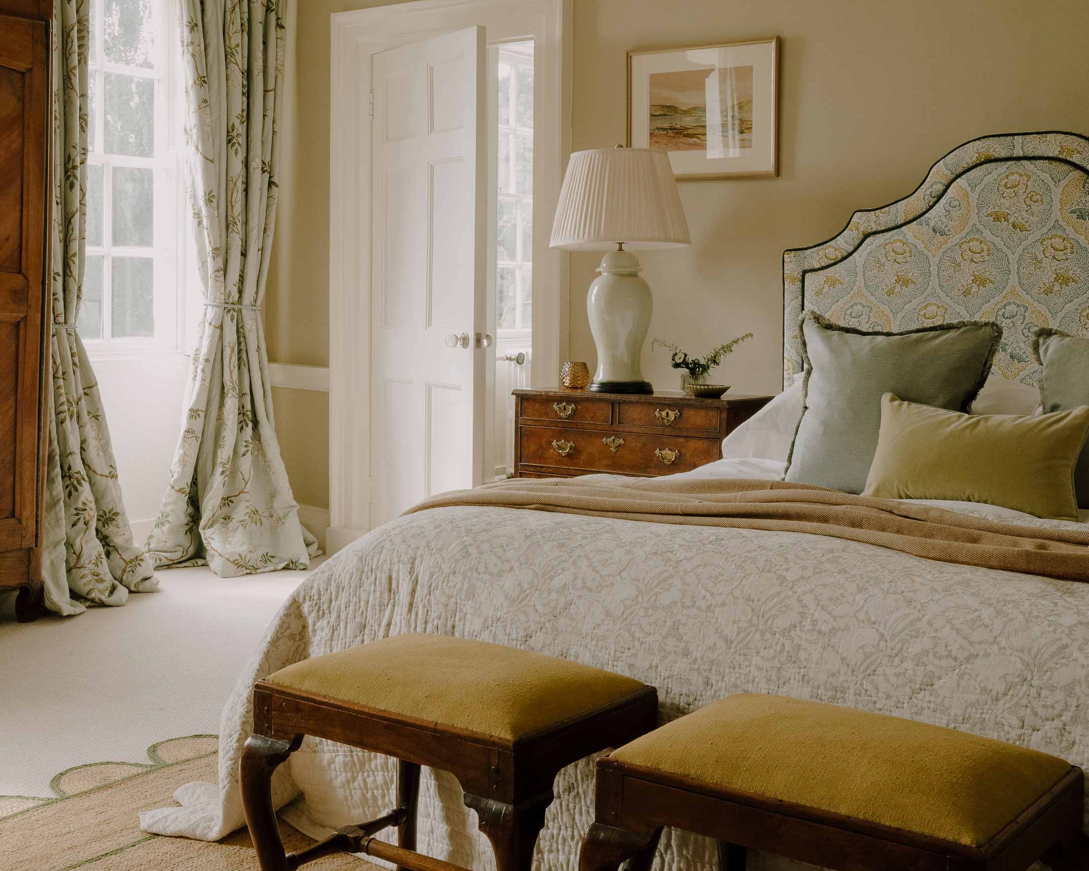 Sculptural upholstered headboard styled in bedroom – Anboise