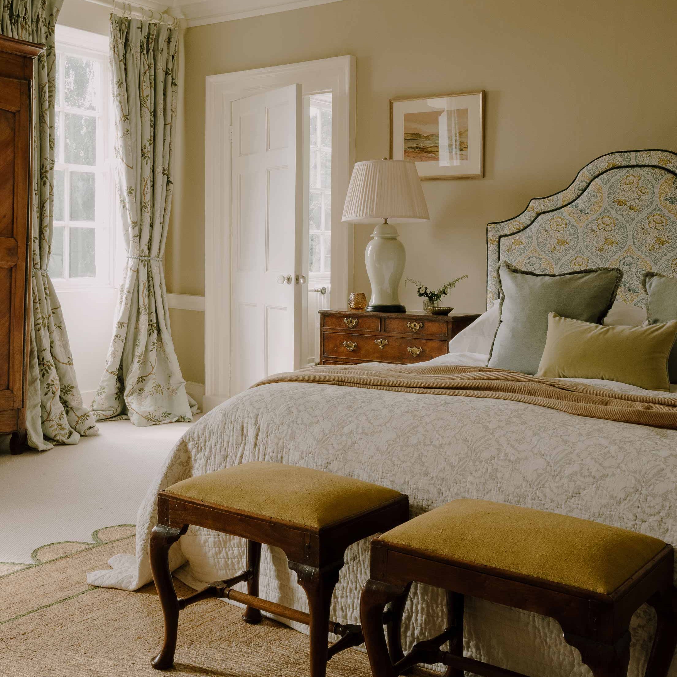 Sculptural upholstered headboard styled in bedroom – Anboise