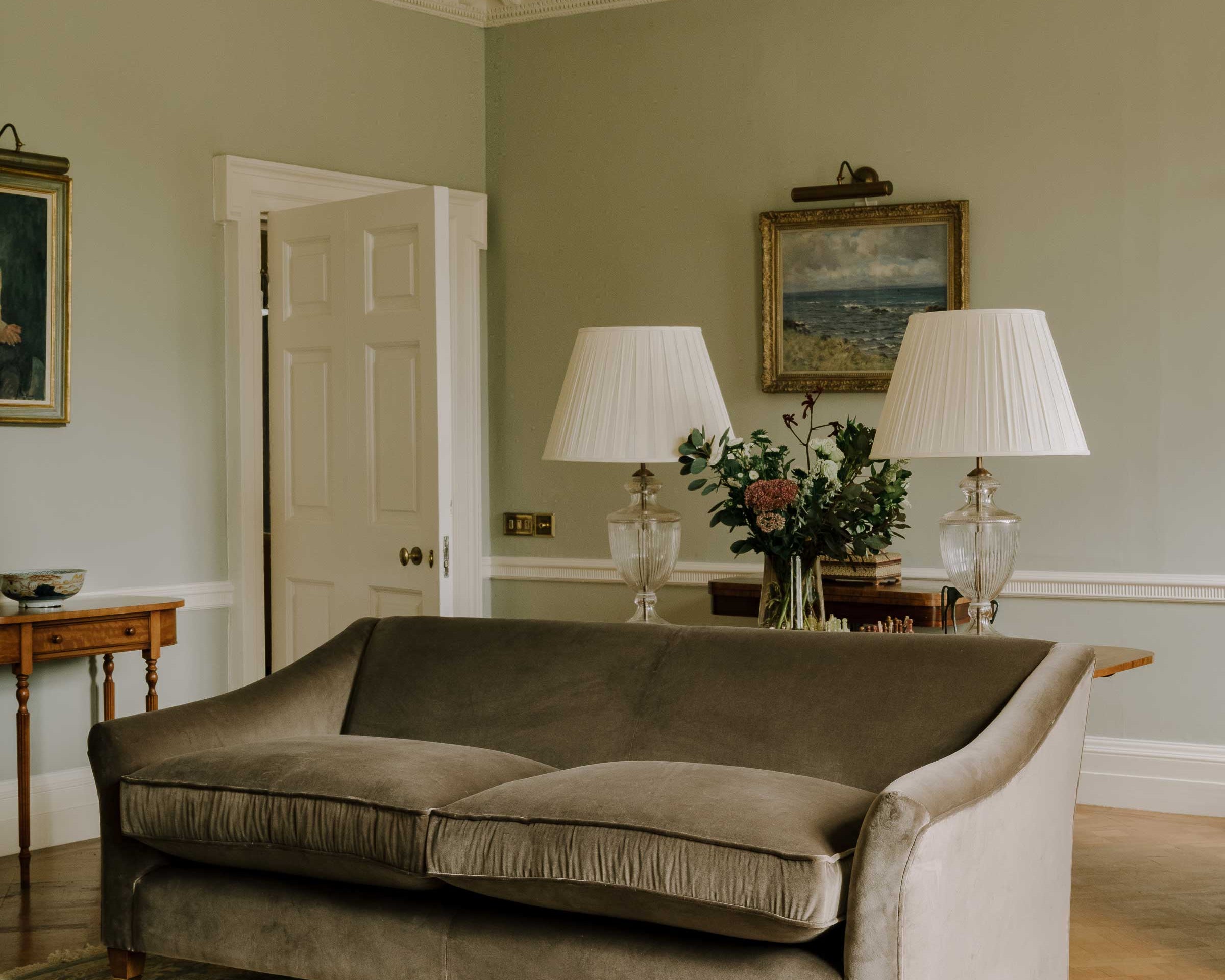 Clos Lucé handmade upholstered sofa with modern classic silhouette – Anboise