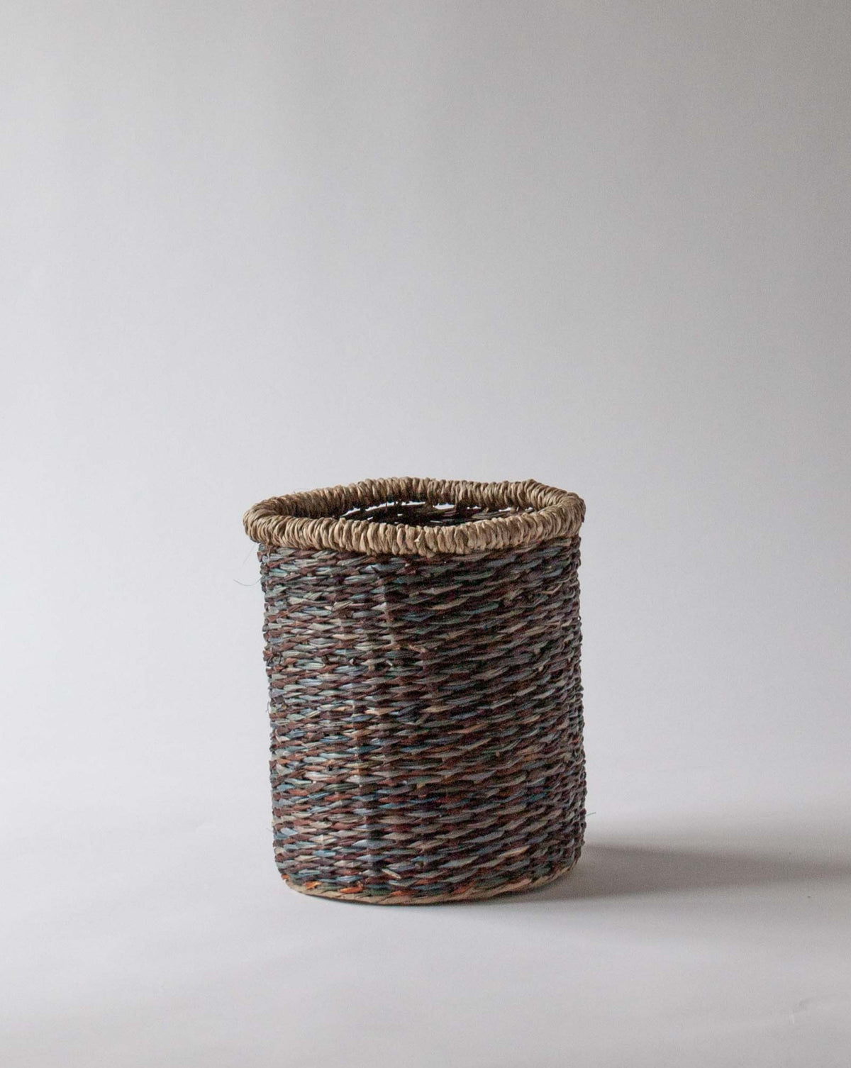 Leia Seagrass Planter