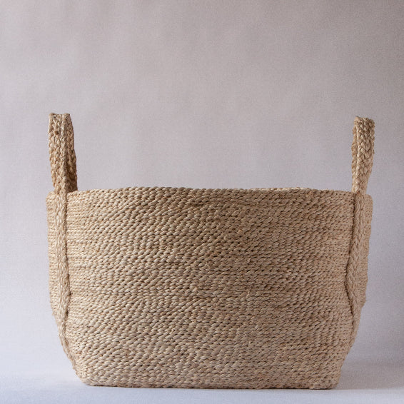 Close‑up of single‑plait jute weave - Anboise