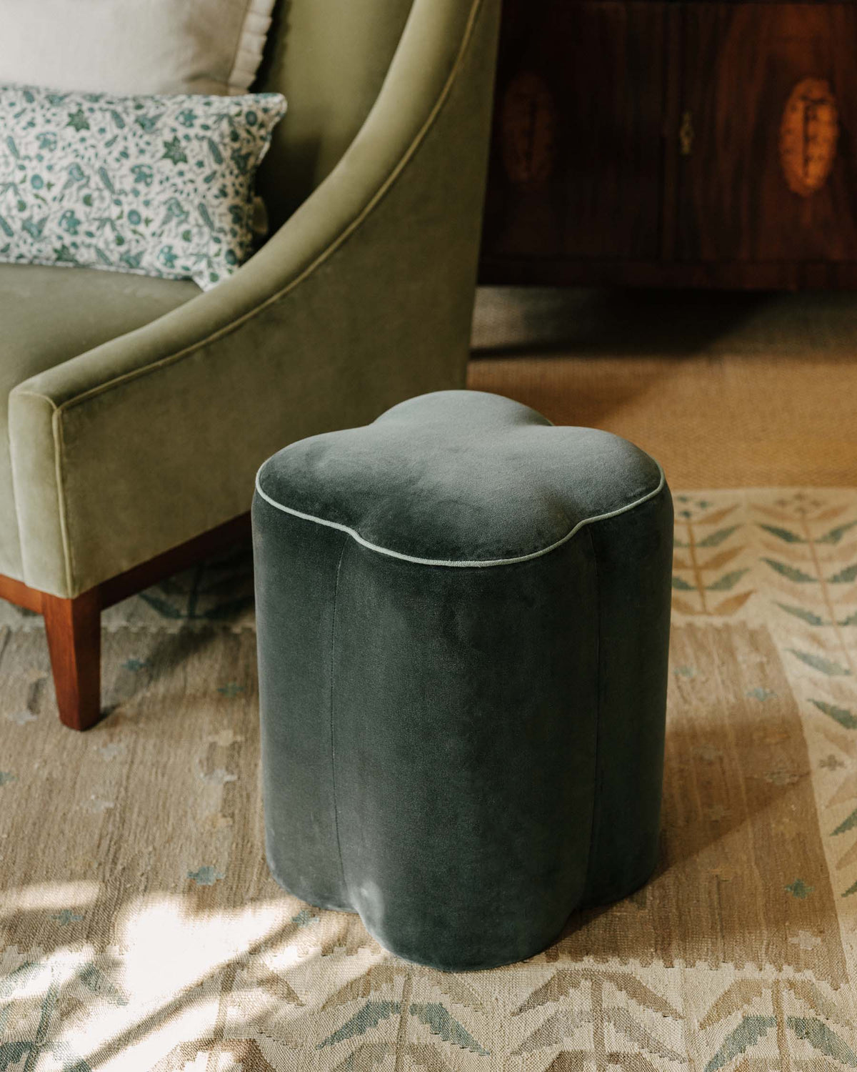Quatrefoil Stool